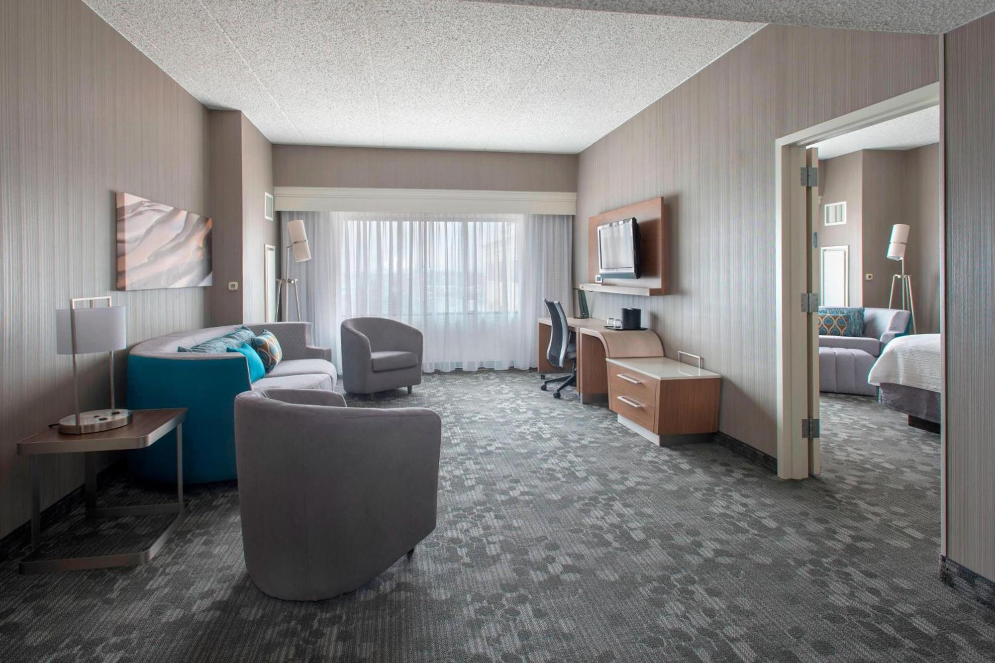 ホテル Courtyard By Marriott Newark エリザベス エクステリア 写真