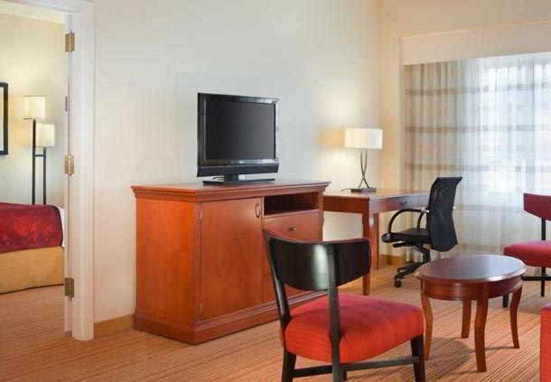 ホテル Courtyard By Marriott Newark エリザベス エクステリア 写真